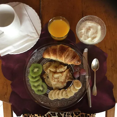 La Maison De Manon Bed & Breakfast 3*